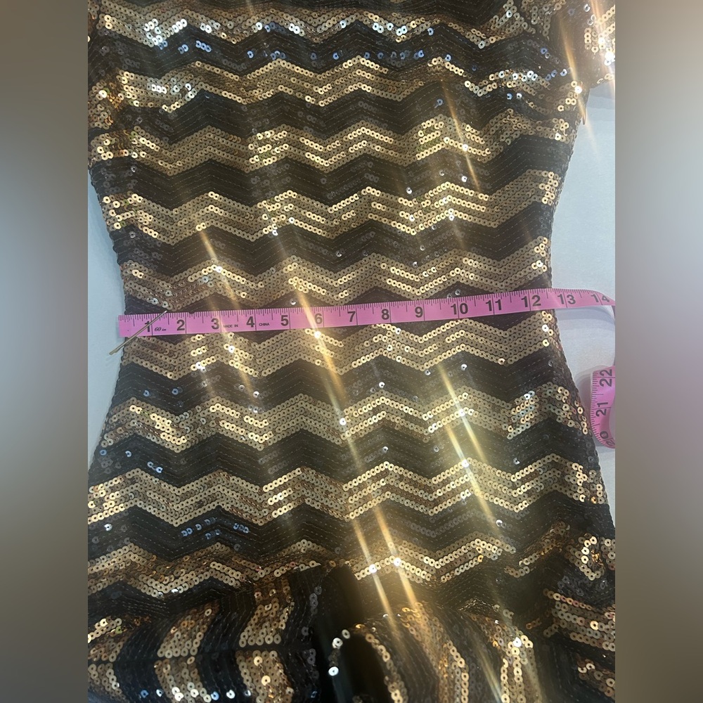 2B Bebe Gold & Black Chevron Sequin Bodycon mesh back Mini Dress Small - Picture 9 of 12